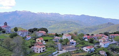 Mare à Mare Centre étape 1 - De Serra di Fiumorbu (Acquacitosa) à Serra di Fiumorbu (village)