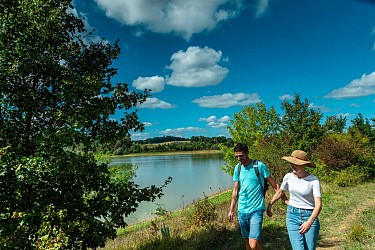 Tour de la forêt de Savis et du lac de Saint-Laurent