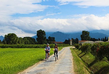 Echappée en duo dans les Albères