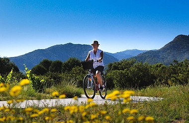 [Liaison] Office de Tourisme de Laroque - Eurovélo 8 Sorède  [Link] Laroque Tourist Office - Eurovélo 8 Sorède