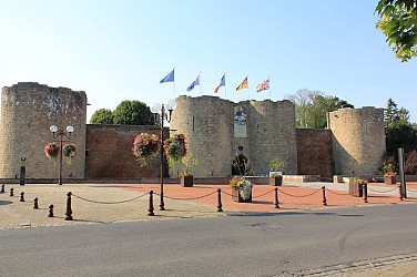 Une mémoire Internationale - Balades à vélo - France World War Héritage