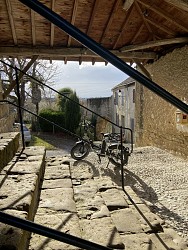 to St Arailles and the Notre-Dame-de-Brétous chapel