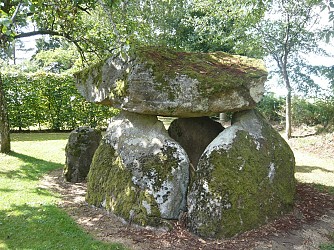 Le dolmen de la loge aux Sarrasins