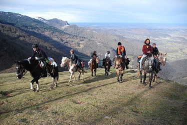 LES PYRÉNÉES SAUVAGES - ROUTE ÉQUESTRE