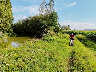 N°8 Boucle des collines vtt noir