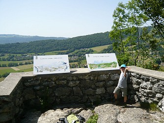 Hiking Azil and Magda