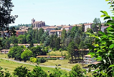 De Lyon à Veauche, le GR® 765, à travers les monts du Lyonnais