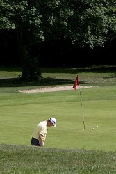 Les Garinettes, Au départ de Fresnicourt-le-Dolmen