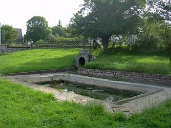 Le chemin au fil de l'eau