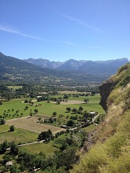 La plaine sous le roc