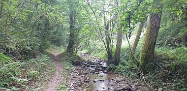 Vérouls hiking path