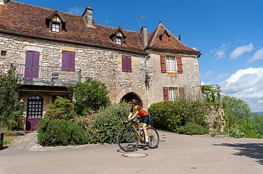 Circuit vélo itinérant des villages de la vallée de la Dordogne