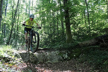 Parcours VTT 54 bleu - Aranc et les Hauts d'Evosges - Espace FFC Ain Forestière