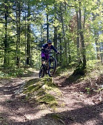 Piste VTT Enduro 2 bleu - Le Golet Marmier - Espace FFC Ain Forestière