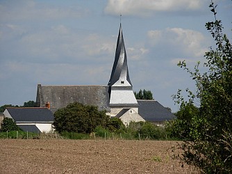 SENTIER DE RANDONNÉE LA VALLÉE DU COUASNON A PONTIGNÉ