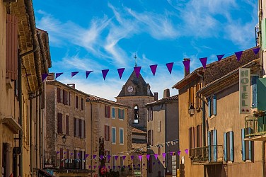 V03 - "Les 3 villages : Sault, Aurel et St Trinit"