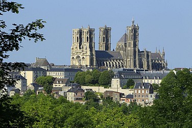 Let us tell you all about Laon Cathedral...