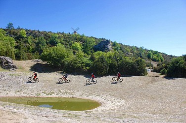 CIRCUIT LE LION DE SERVIÈRES N° 17- ESPACE VTT-FFC LODÉVOIS ET LARZAC