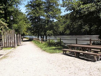 Le sentier du Martin Pêcheur