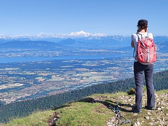 Itinerant hiking: the balcony of Lake Geneva