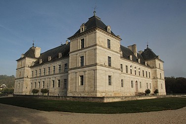 Ancy-le-Franc et son château