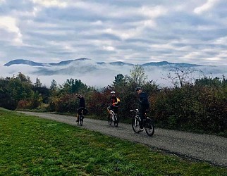Grande boucle des Hautes Terres de Provence by bike