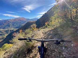 La Blachère à VTT - Cap à l'Est (N°7)