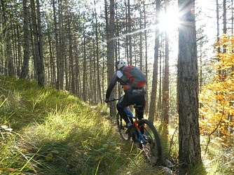 Tour du Serre de l’Aigle by bike