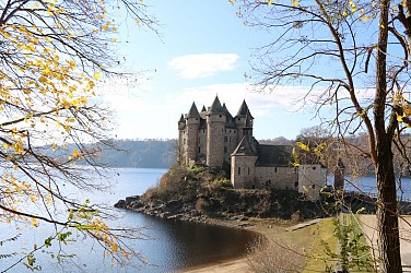 Du barrage au château de Val par l'Itinérêve - 10 km
