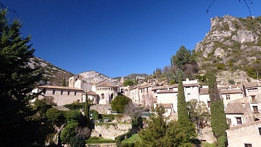 DE LODÈVE À SAINT-GUILHEM-LE-DÉSERT SUR LE GR®653 VOIE D'ARLES VERS COMPOSTELLE