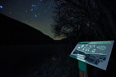 Sentier de découverte des paysages nocturnes de Corn