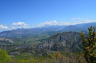 BUIS-LES-BARONNIES - GRP® Tour des Baronnies provençales en 13 jours