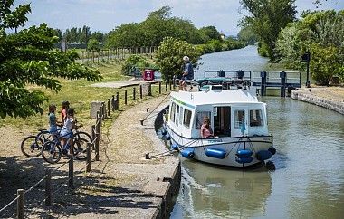 CIRCUIT GRAVEL 14 : LE CHEMIN DES PIERRES NOIRES - ESPACE VTT/GRAVEL CAP D'AGDE MÉDITERRANÉE