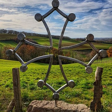 Chemin entre Vallons et Collines