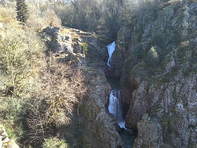 Sentier de découverte des cascades d'Arifat