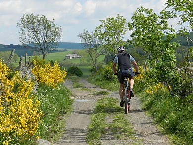 Station du Bouyssou, Le petit tour - VTT n°12 bleu