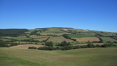 A vélo sur le Lévézou en Aveyron