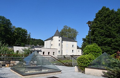 Hiking in the older neighbourhoods