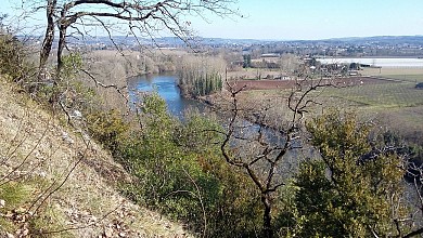 Monségur, circuit panoramique sur la vallée du Lot