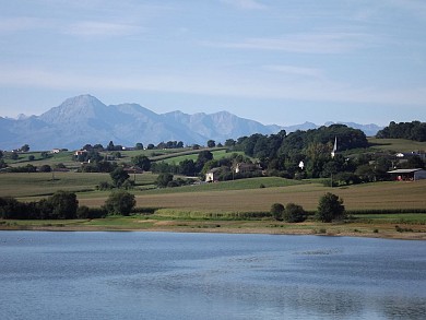 Chemin du Bouès Sère-Rustaing, Villembits, Lam ...