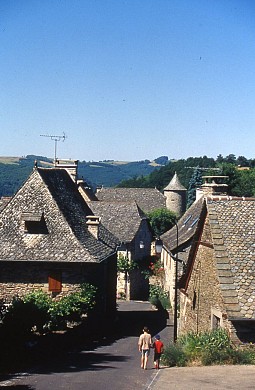 Circuit Cyclo 11 - Un peu de Cantal au départ  ...