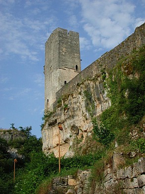 Gavaudun, dans la vallée de la Lède