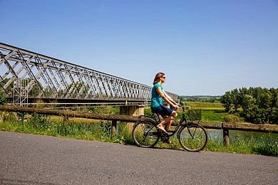 La voie verte du Canal de Garonne en Gironde