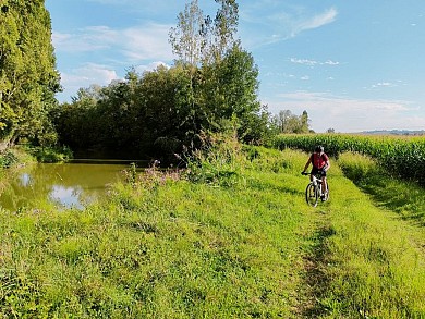 N°8 Boucle des collines vtt noir