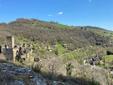 Circuit des crêtes à Belcastel