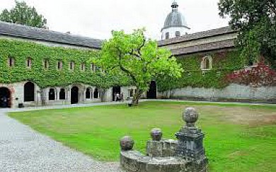 TOURNAY PAR L'ESCALADIEU ET LES COTEAUX DE LUC