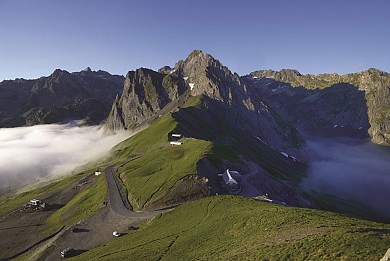 LE COL DU TOURMALET PAR LE VERSANT OUEST