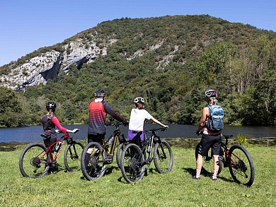PC 19 - AU PIED DU MASSIF DU GAR