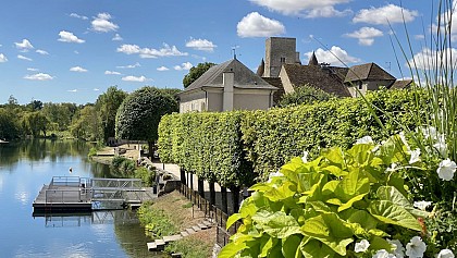 Touristic tour of Nemours