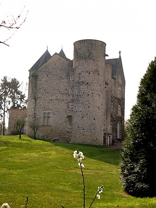 Le Lussacois, du plateau aux trois vallées.